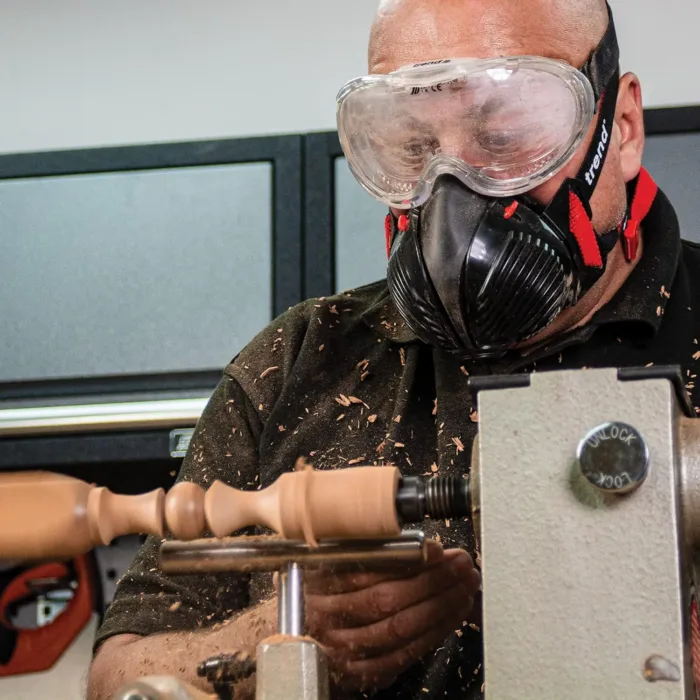 Trend Air Stealth Dust Mask, Half Mask with Replaceable Twin HEPAC Filters for Woodworking, Building & Construction Work