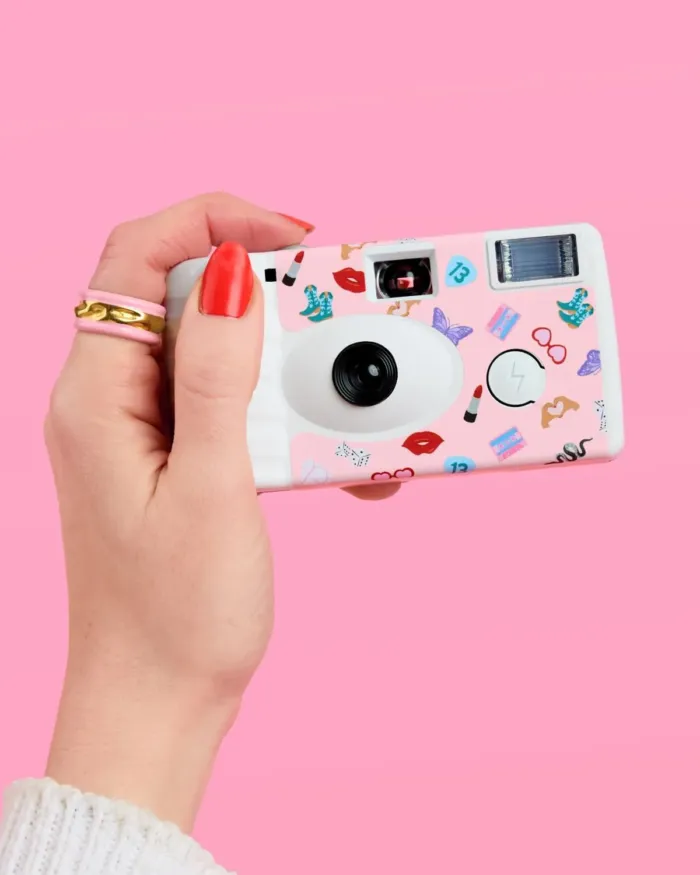 xo, Fetti ERAS Disposable Camera - 24 Exposure Film | Bachelorette Photo Supplies, Cute Birthday Party Activity, Bridesmaid Gift, Concert Pictures - Image 8
