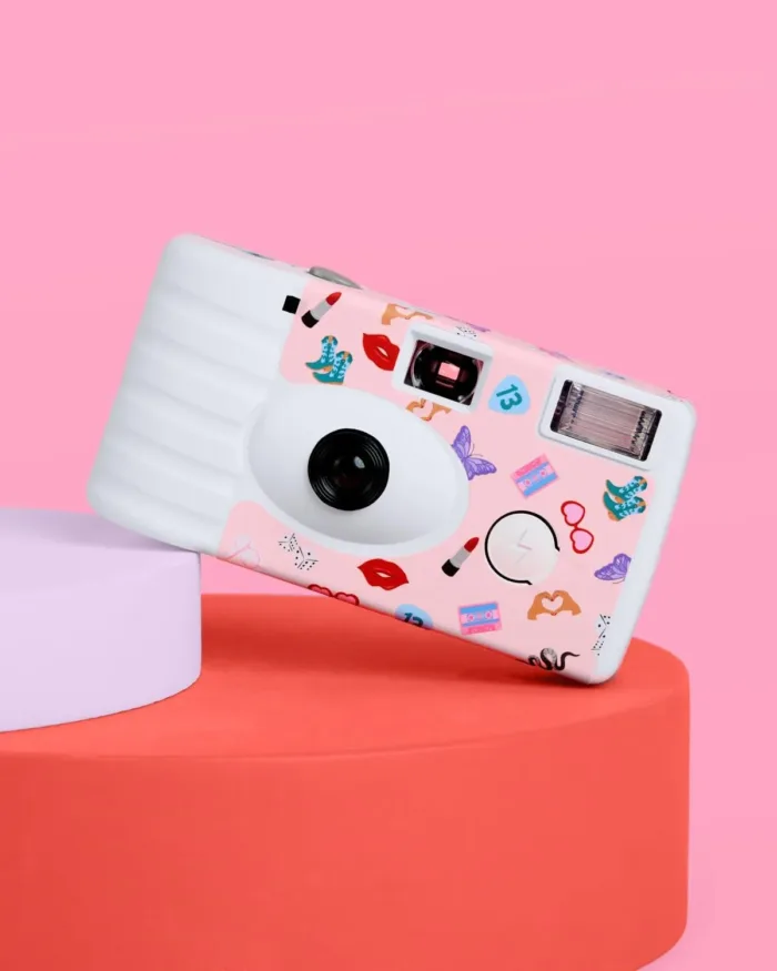 xo, Fetti ERAS Disposable Camera - 24 Exposure Film | Bachelorette Photo Supplies, Cute Birthday Party Activity, Bridesmaid Gift, Concert Pictures - Image 10